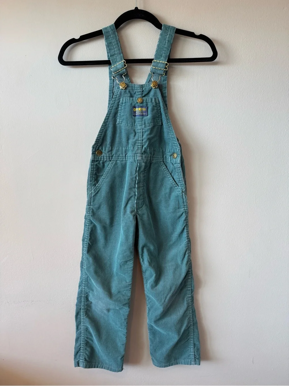 Vintage 1990s Osh Kosh B’Gosh Light Corduroy Green Pinstripe Overalls‎ Size 6
